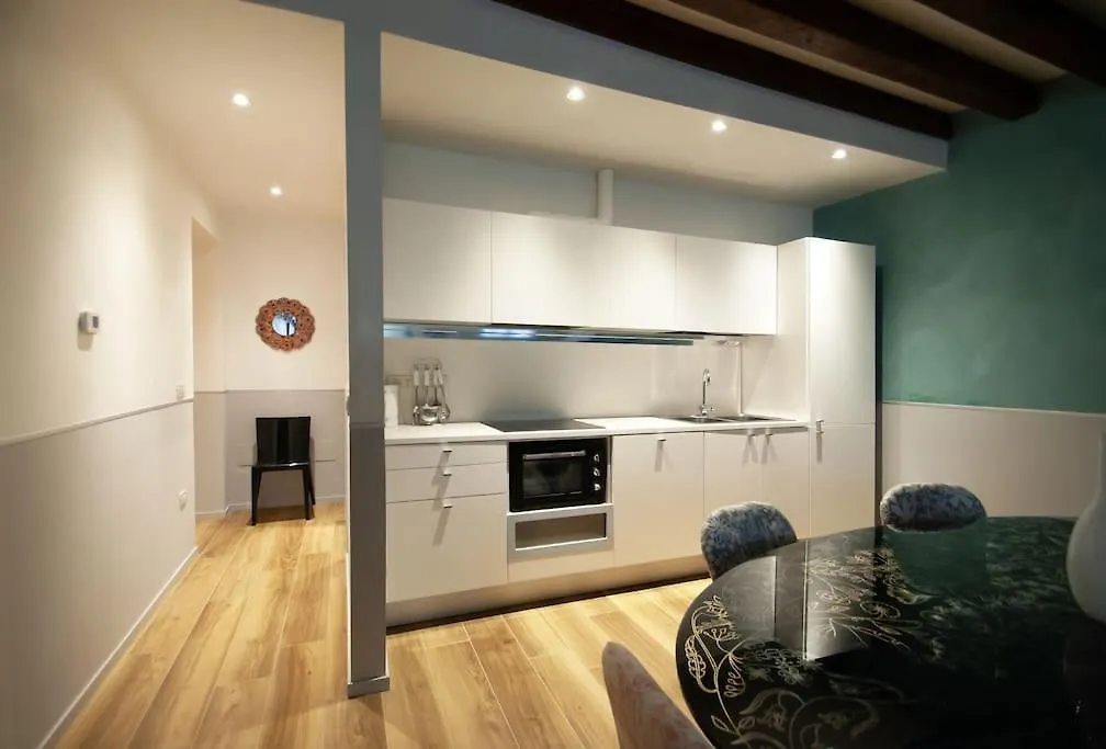 The Lovers' Loft Venice Apartment