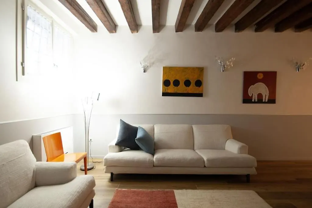 The Lovers' Loft Venice 0*,  Italy